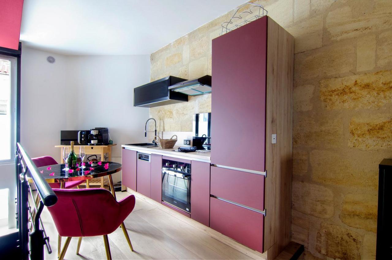 Mieuxqualhotel Jacuzzi Privatif Love Room Bordeaux Luaran gambar